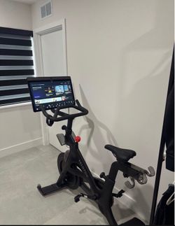 Peloton Bike +