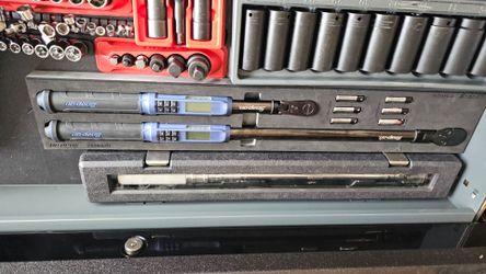 Snap on torque wrench 2pc