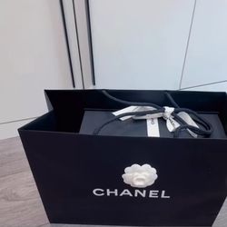 CHANEL Boxes X4  From Bal Harbor Chanel Tote bags & Gucci Boxes &  SHOPPING Bags $300 All Cash Zelle Will Not Separate Hollywood Ocean Pick-up asap 
