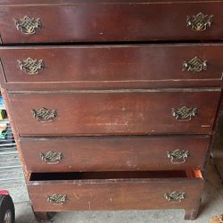 Old Dresser 