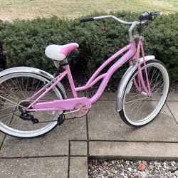 26” Women’s Schwinn Cruiser Bike 