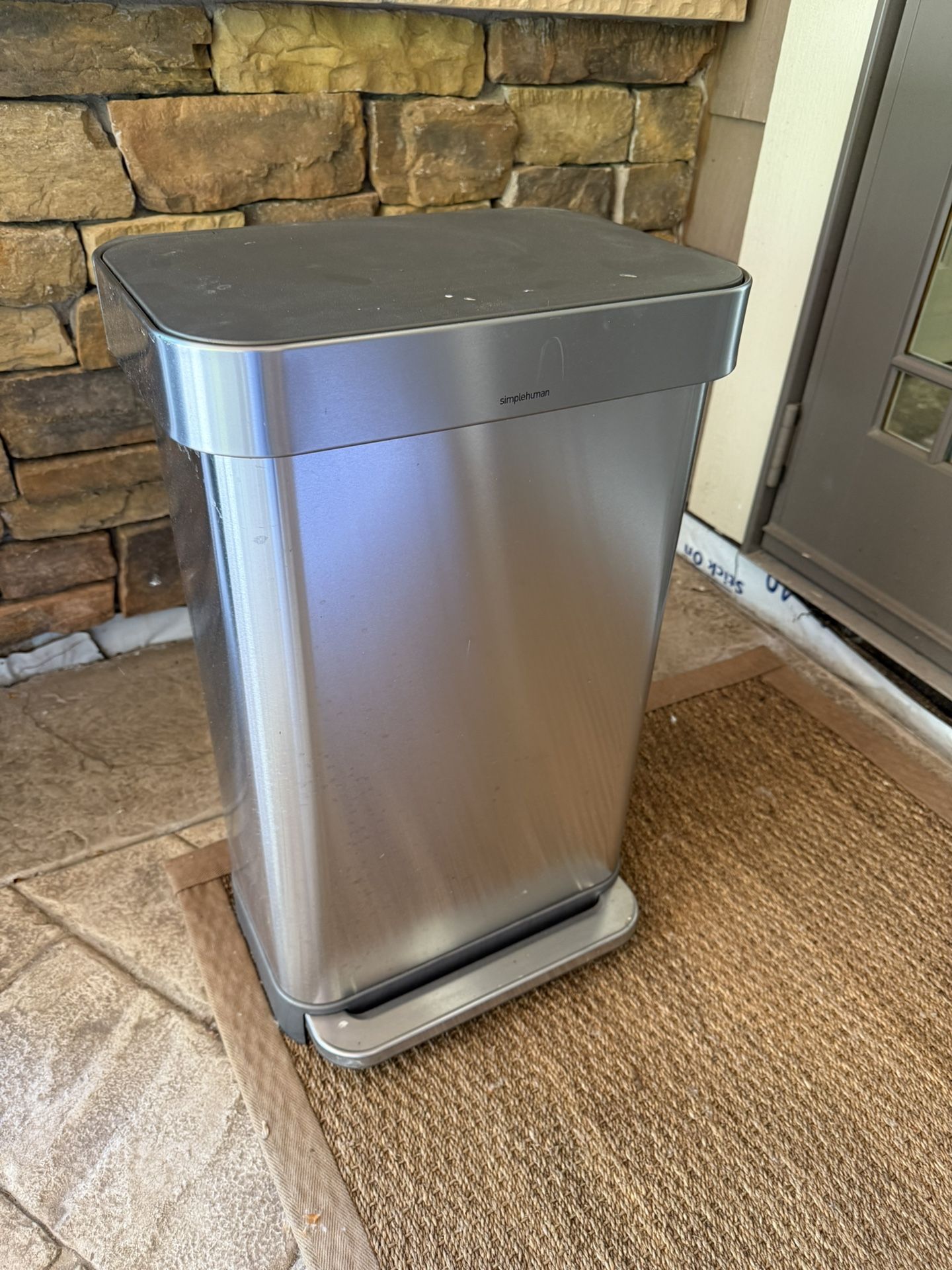Simple Human 45L 12 Gallon Garbage Bin Can Hands Free