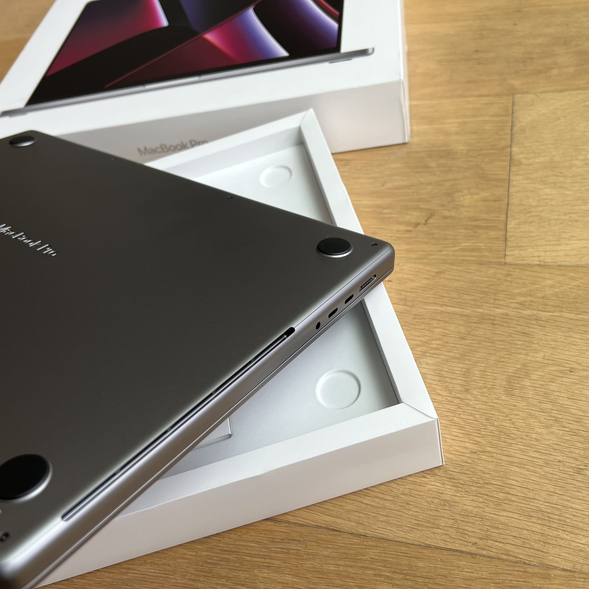 Nord 2023 14型 M2 Max 32G 1TB A4 Amazon.com: 2023 Apple MacBook