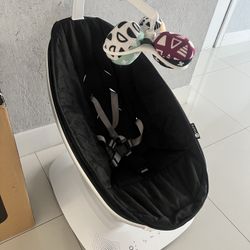4moms MamaRoo - Swing - Color Black 