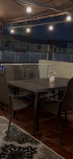 Mesa de patio