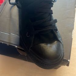tennis converse both size 4 color black 