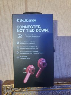 Skull candy ear buds