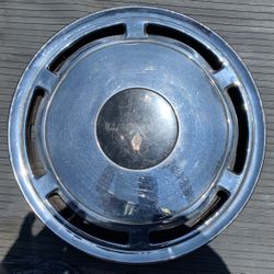 Original Caprice 9C1 Hubcap