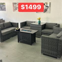 New inbox patio set (we finance and deliver)($54 down,90 day no interest payment plan)