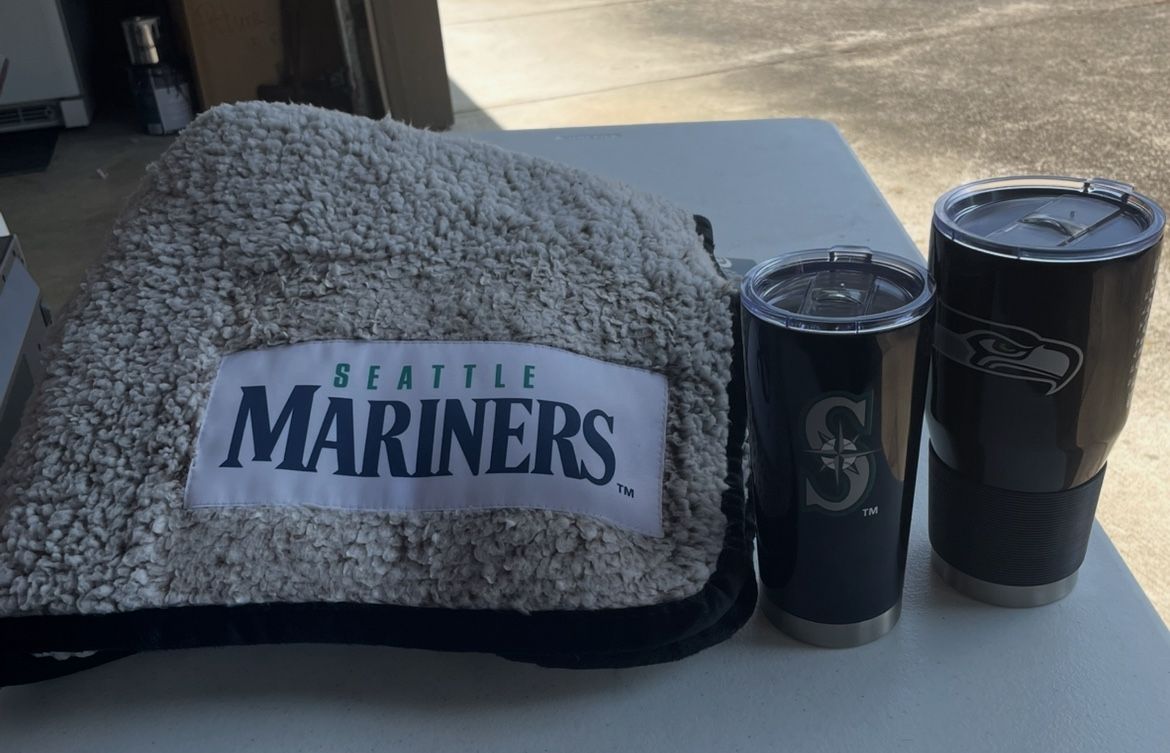 Mariners Throw Blanket /Coffee Tumblers