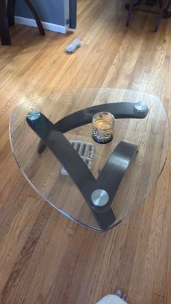 Living room table set with lamps!