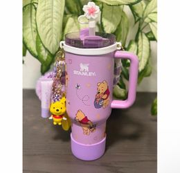 Winnie the Pooh 40oz Stanley with accessories