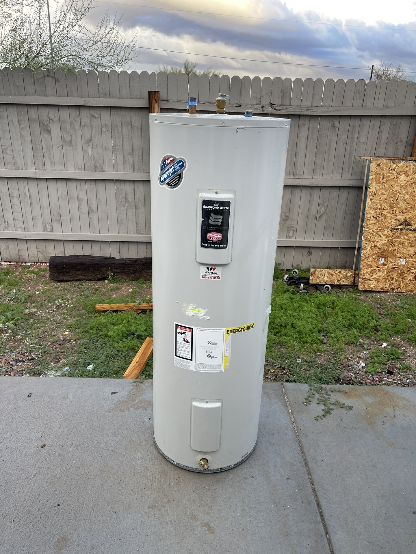 Water Heater 