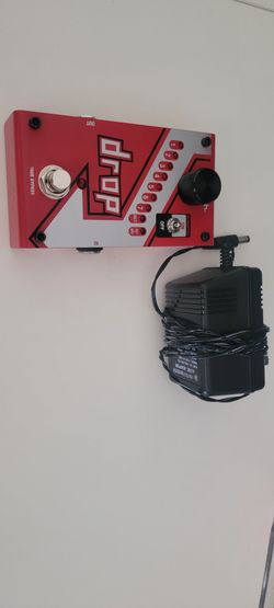 DigiTech Drop Polyphonic Drop Tune Pitch-Shift Pedal