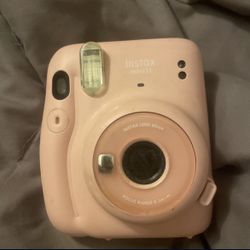 Instax Mini 11 Polaroid Camera