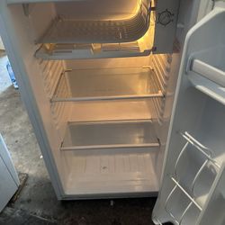 Mini fridge