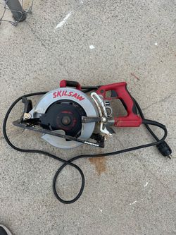 SKILSAW MAG77LT 7-1/4” Magnesium Worm Drive Circular Saw – 15 Amp