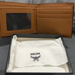 Men’s MCM Bifold Wallet (NEW)