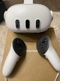 Meta Quest 3 VR Headset with Controllers