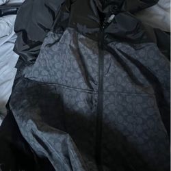 coach windbreaker 