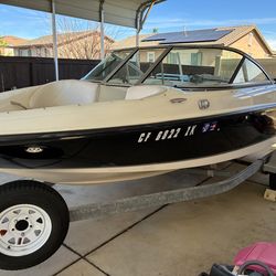 2008 Maxum 18ft Excellent Condition