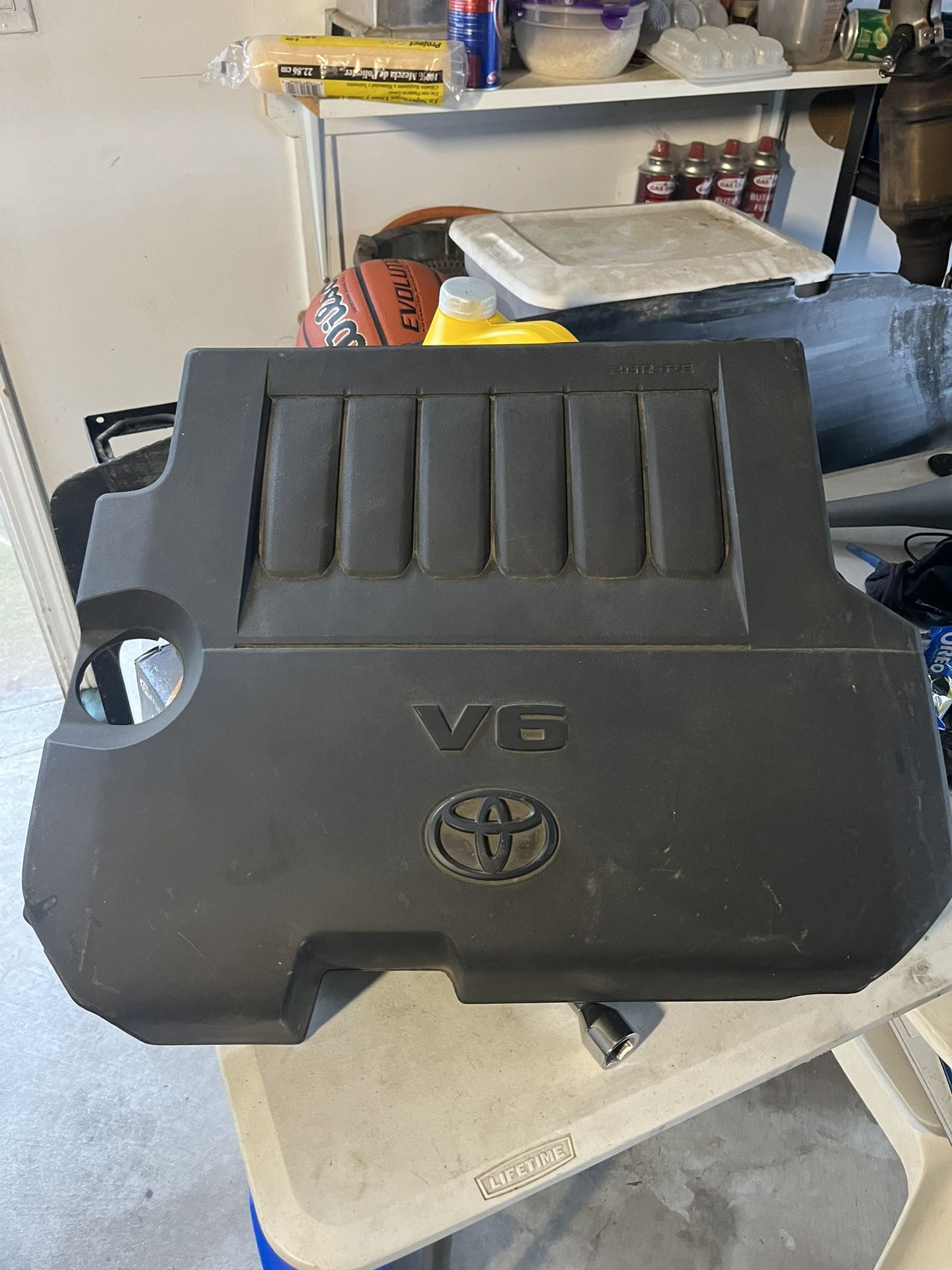 Toyota V6 Engine Cover