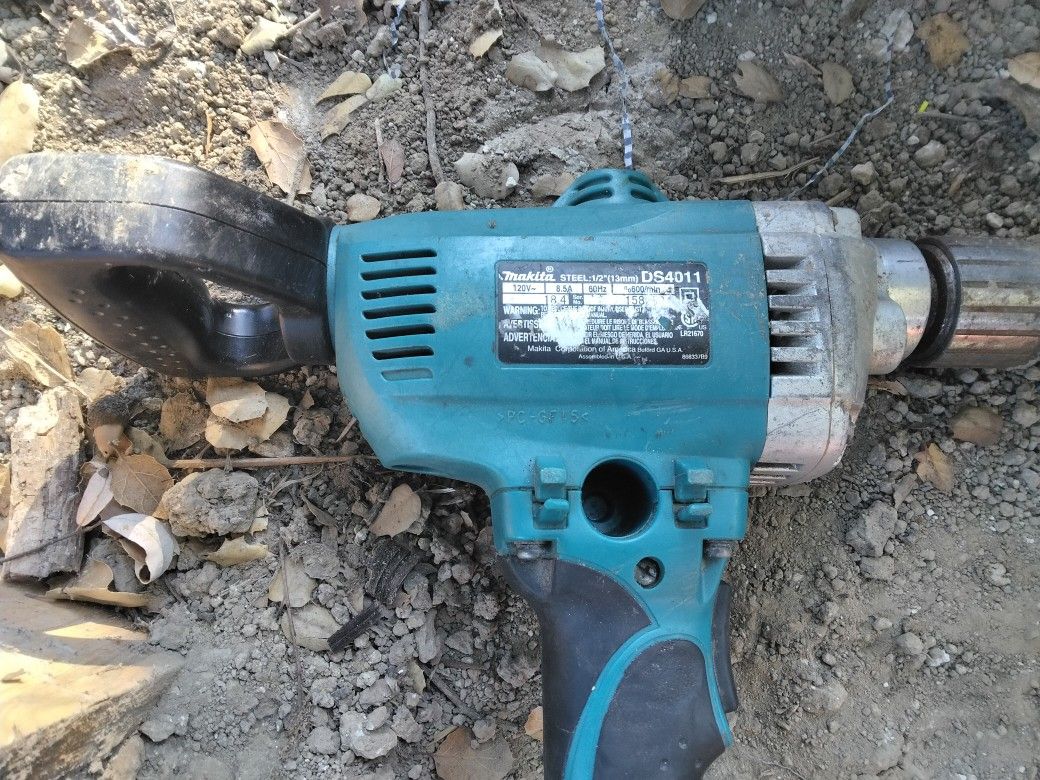 Makita D Handle Drill