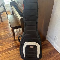 MONO M80 dual-guitar gig bag