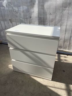 IKEA storklinta 3 drawers dresser new