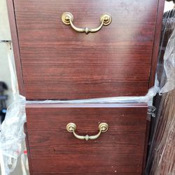  2 Drawer File Cabinet  2 Available Look At Pictures $10 Each Or Both For $15
