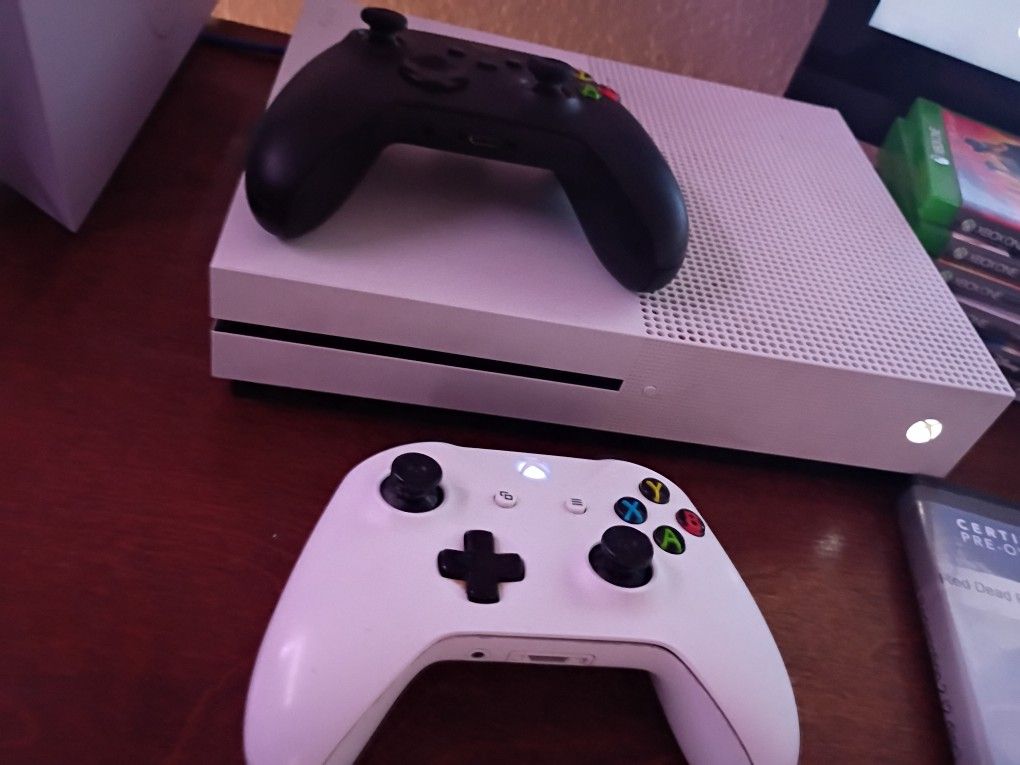 Xbox One S 1TB