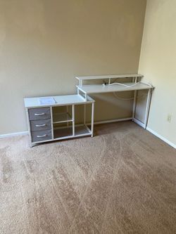 Computer desk