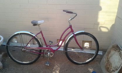 1963 schwinn cruiser still available.moving