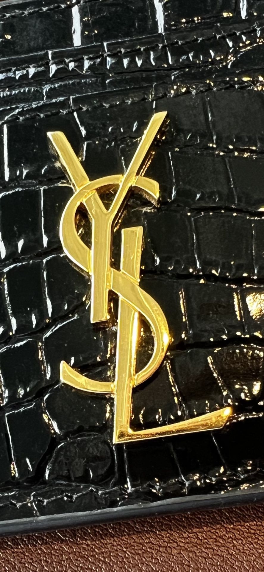 Y S L Black Crocodile Cardholder With Gold Emblem for Sale in Scottsdale,  AZ - OfferUp