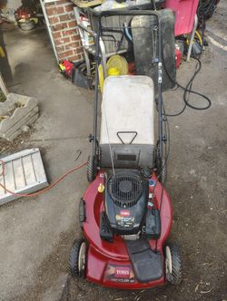 Working Toro Self Propelled Lawnmower 