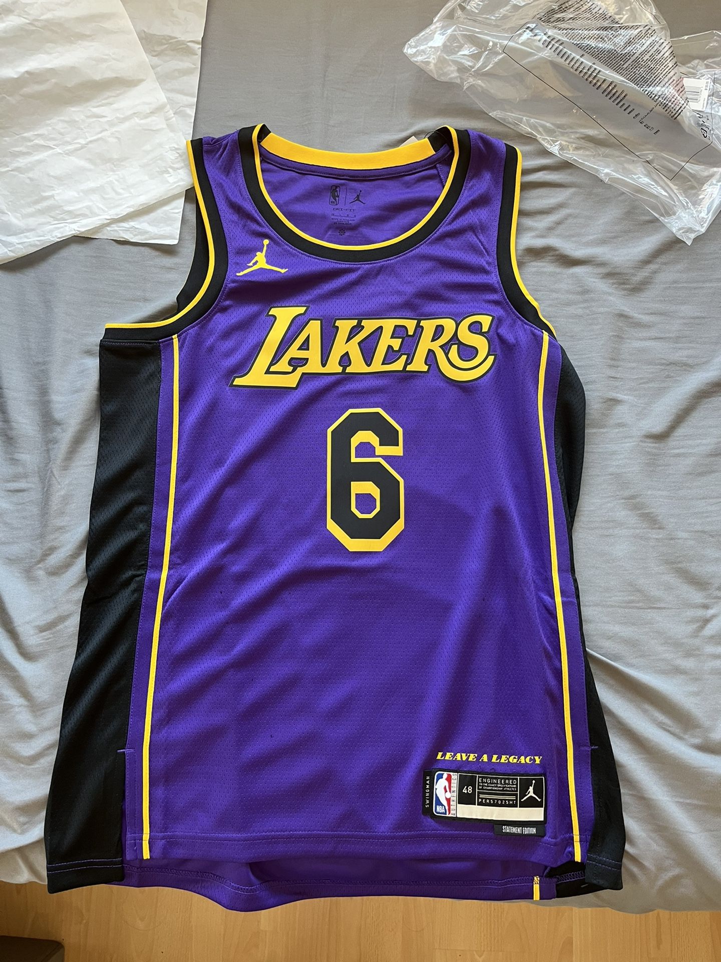NEW Men's LA Lakers LeBron James Jordan Brand Purple 2022/23