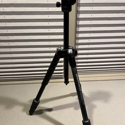 Manfrotto Element MII 4-Section Aluminum Tripod with Ball Head, Black