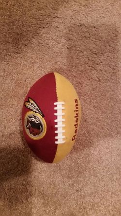 Redskins Fluffy ball
