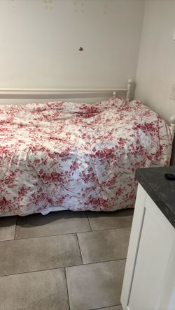 Bed  TRUNDLE