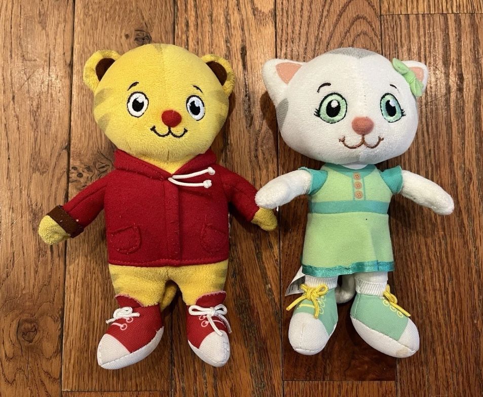 Daniel Tiger Katerina Plush Stuffed Toy PBS Neighborhood Cat Set Pair 2