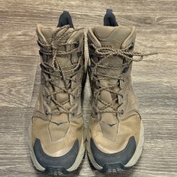 Hoka Anacapa Boot