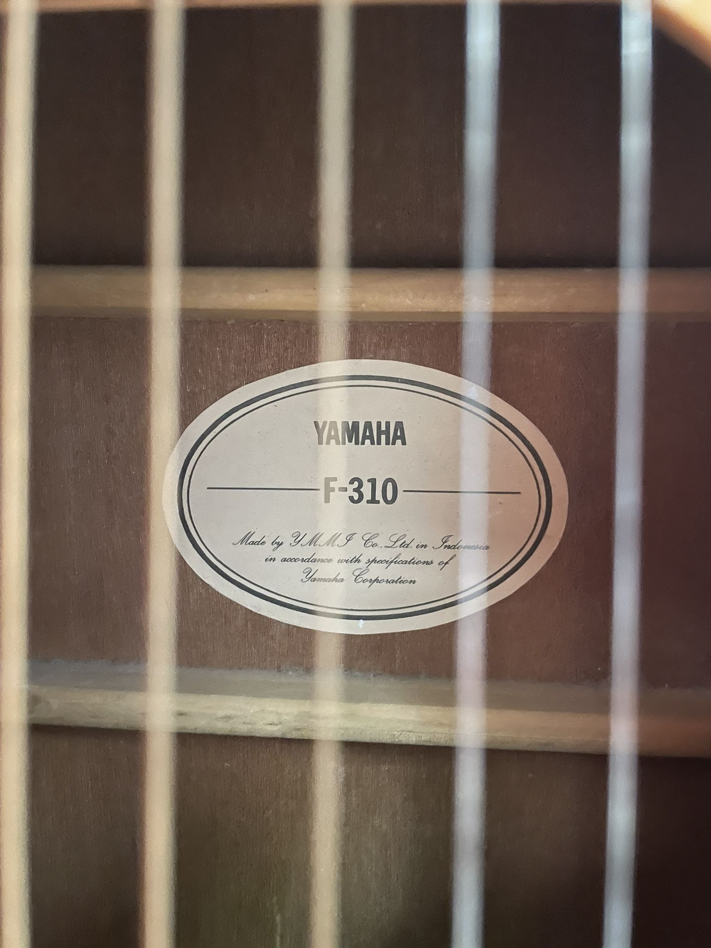 Yamaha F-310 Guitar
