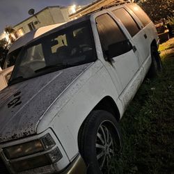 1996 Tahoe Parting Out