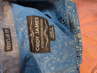 Cody james size small men's pearl snap button up