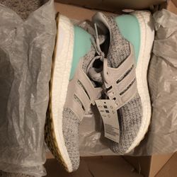 Pure boost GO J Shoes
