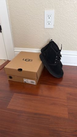 Ugg boots black size 2