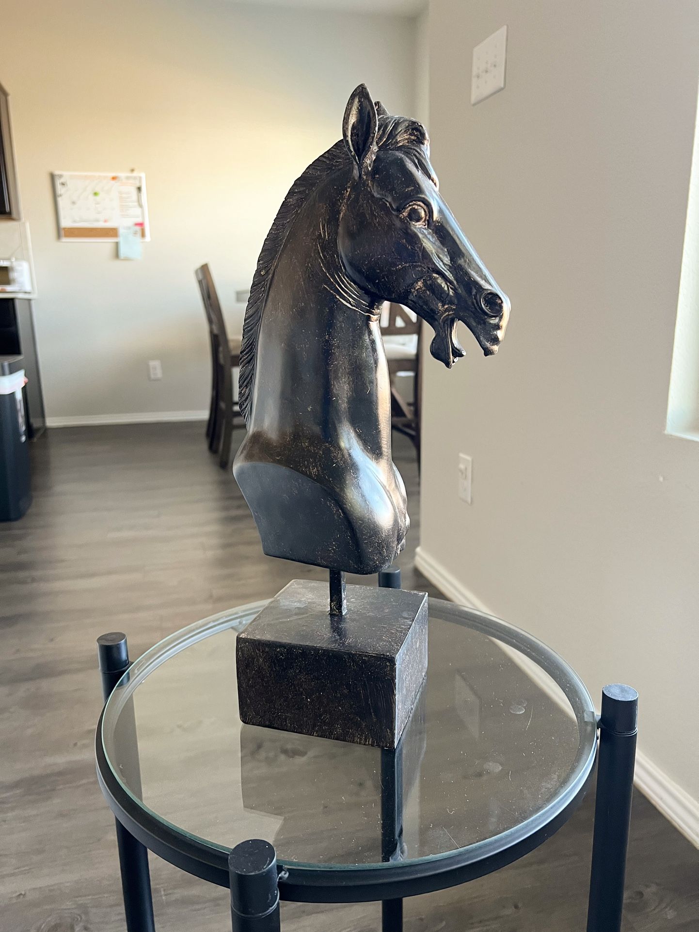 Horse decorative statue (NEW)