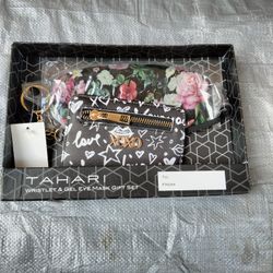 Tahari Gift Set