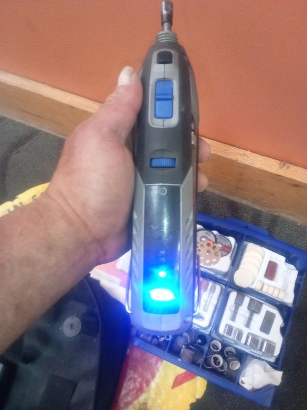 Dremel Cordless