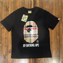 Bape tee Size M 60$